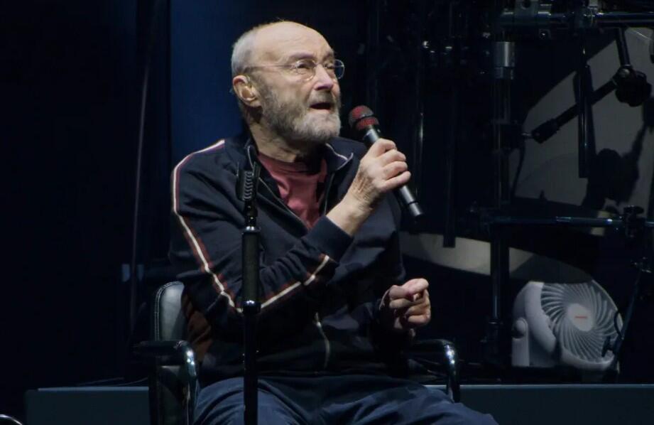 Phil Collins revela que está recebendo cuidados 24 horas por dia